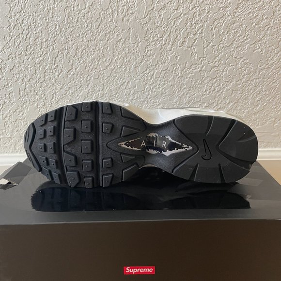 Supreme x Nike Air Max 96 - Women's sz 8.5 - Picture 2 of 7